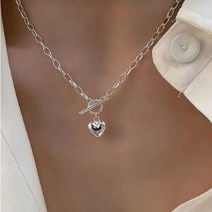 Elegant Silver Heart Pendant Necklace